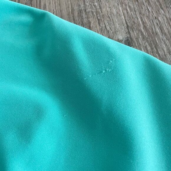 Athleta Women’s Turquoise Blue Softshell Jacket - Picture 13 of 14